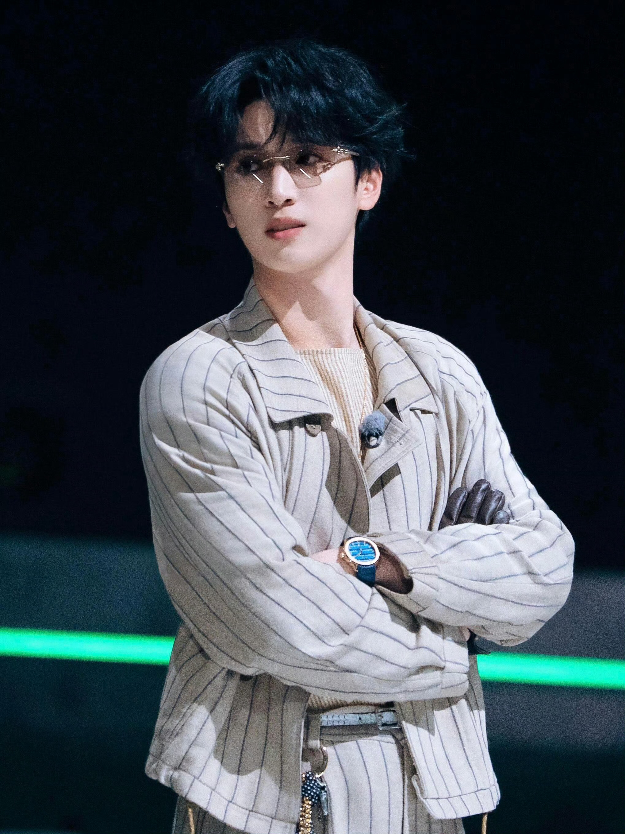 严浩翔✖️说唱巅峰对决2026 造型大片 📷in Emporio Armani