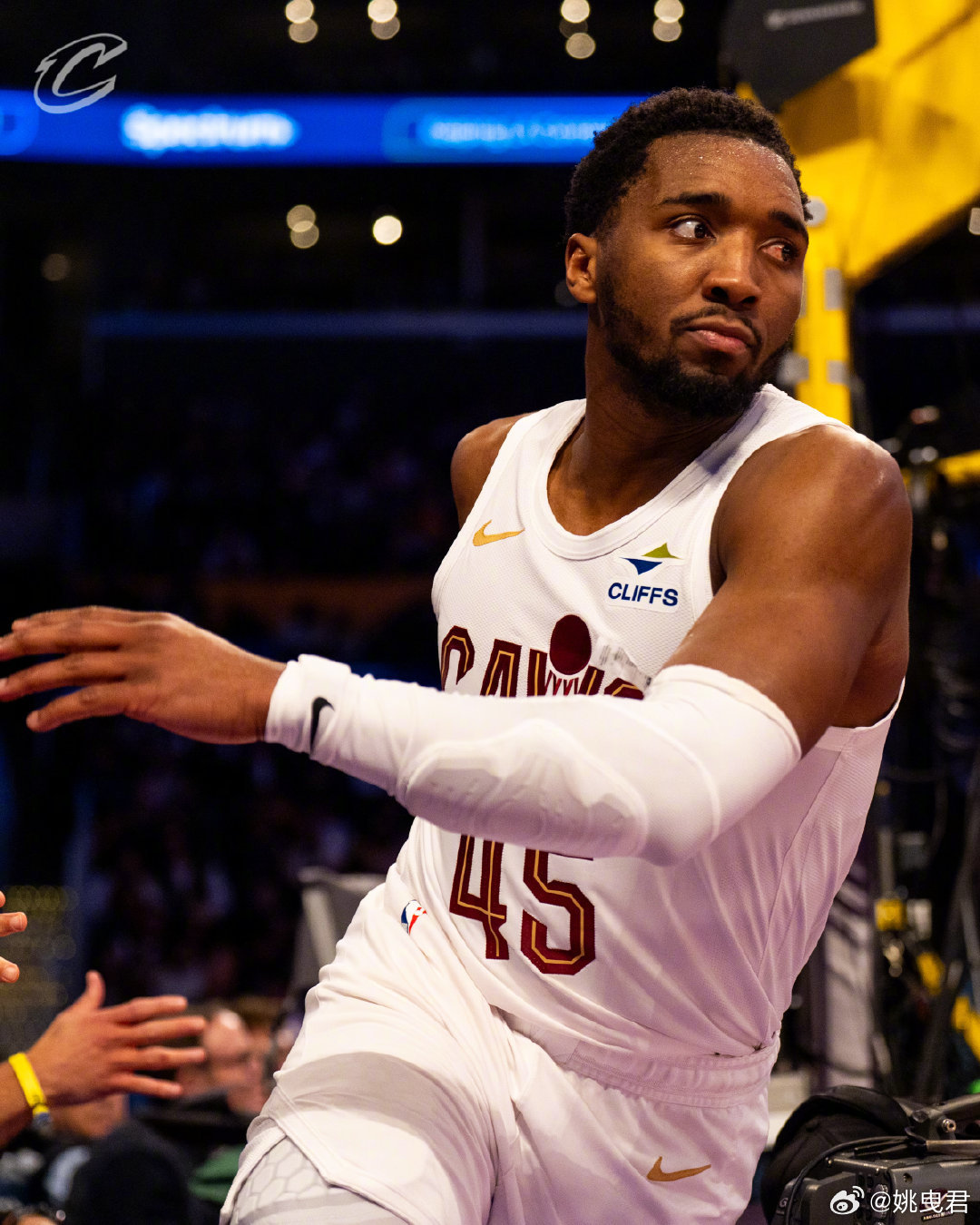 克里夫兰骑士骑士打湖人，给我留下印象最深的是四个字：掩护质量。这已经不是单纯依靠
