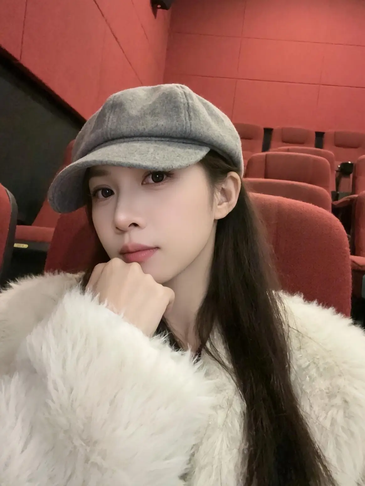 初恋脸 笨蛋美女天花板 今日人设是韩剧女主 有没有对我一点点心动 帽子杀