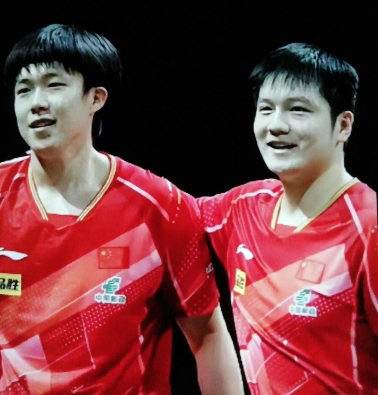 为啥说他们强，看他们在哪个级别相遇就知，强手一路绝杀，总在最后相遇。半决赛，王楚