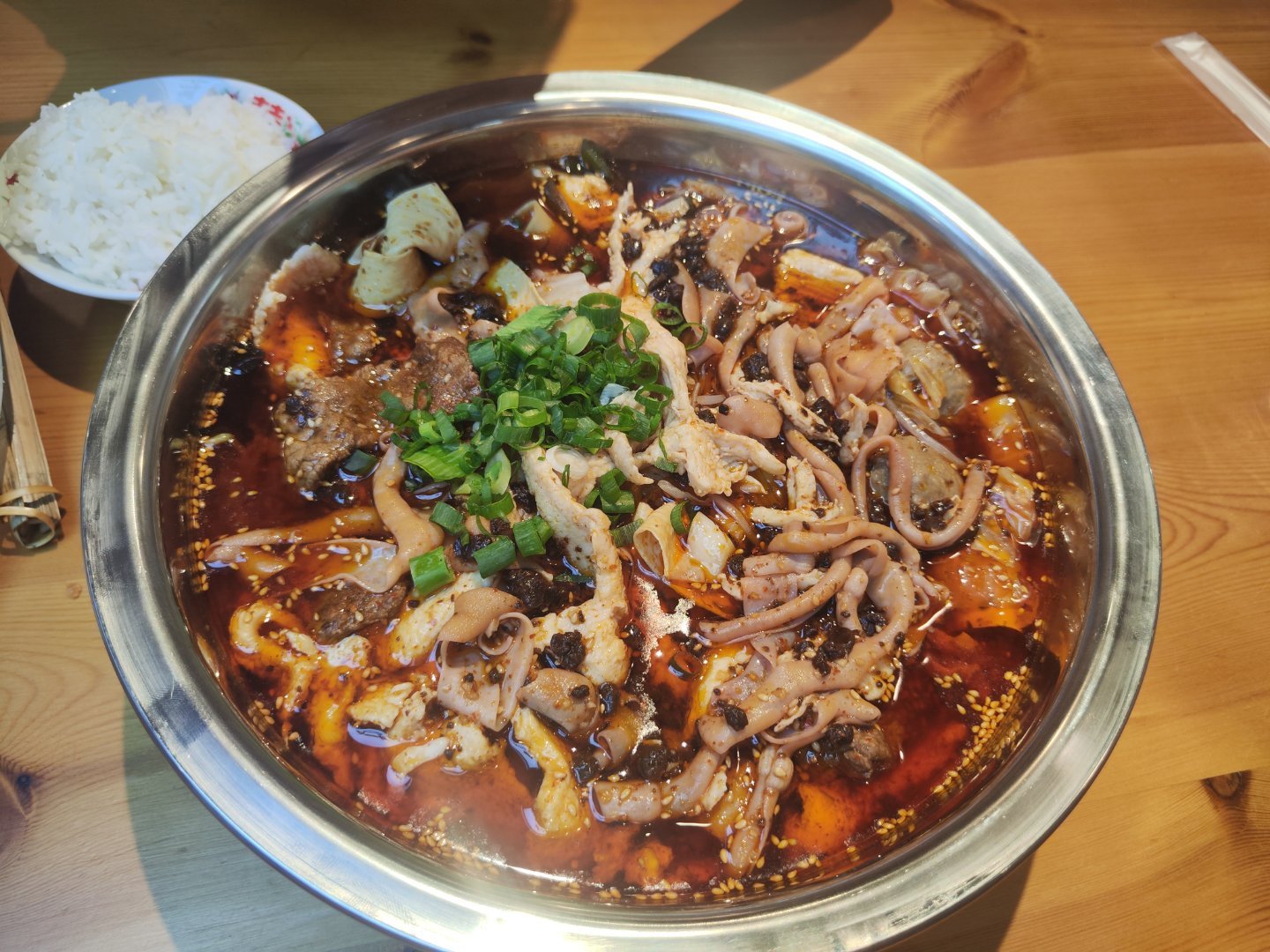 说实话，此时此刻真TM饿了[馋嘴][馋嘴][馋嘴] ​​​