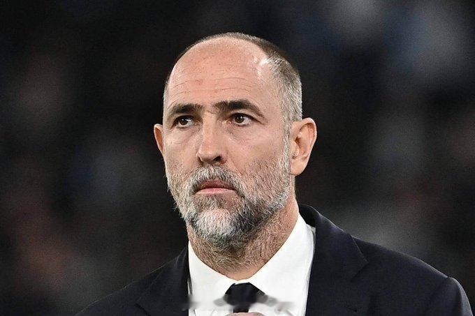 【图多尔同意执教热刺】TA名记DO消息：热刺已经与前尤文图斯主帅图多尔达成初步协