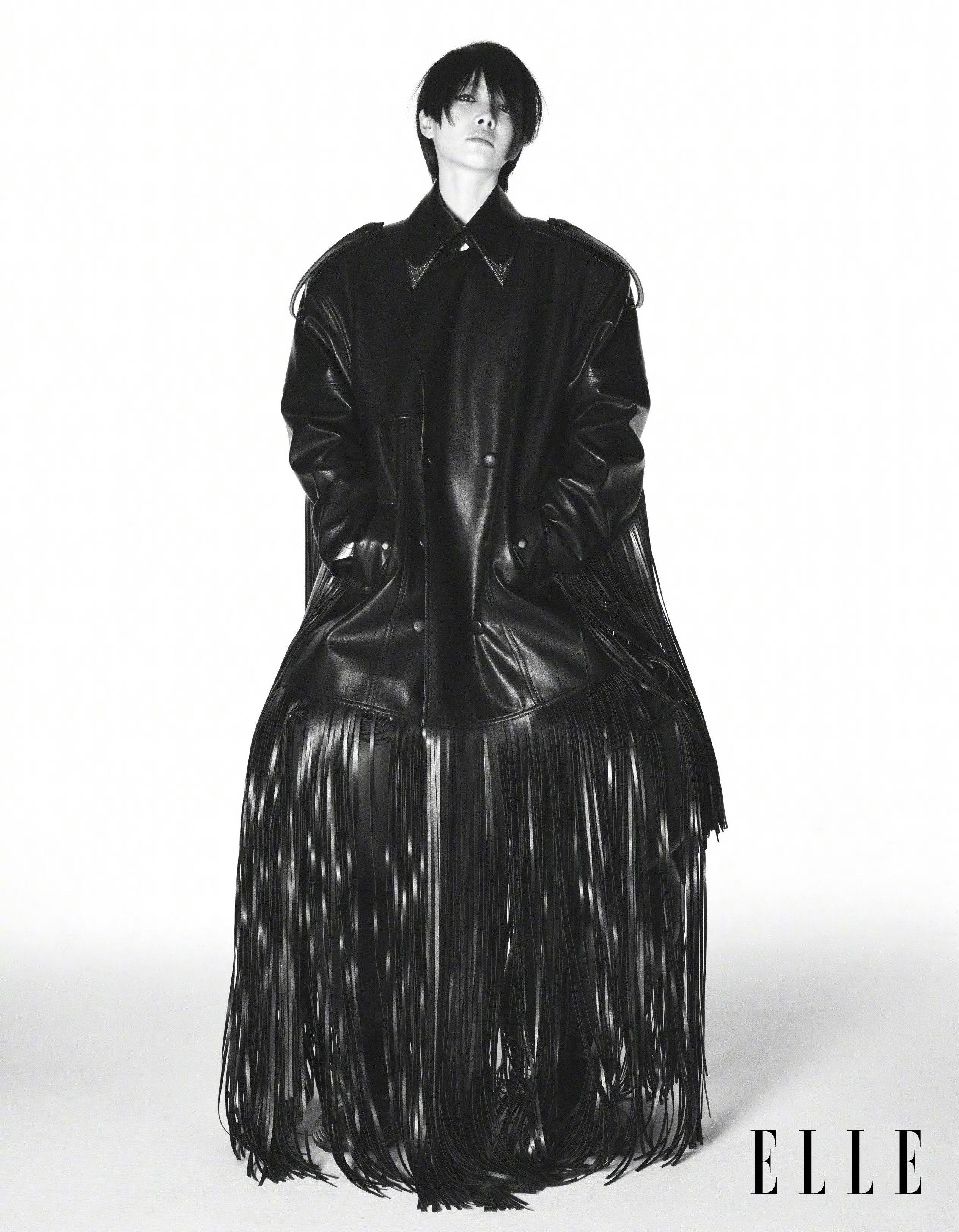 宋茜  x   ELLE四月刊，迎来宋茜五登双封面亮相！身穿Louis Vuit