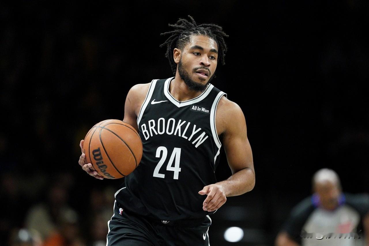 托马斯，戈登和朗佐鲍尔3名被裁的后卫，火箭试着争取一个吧！

1、托马斯——被篮