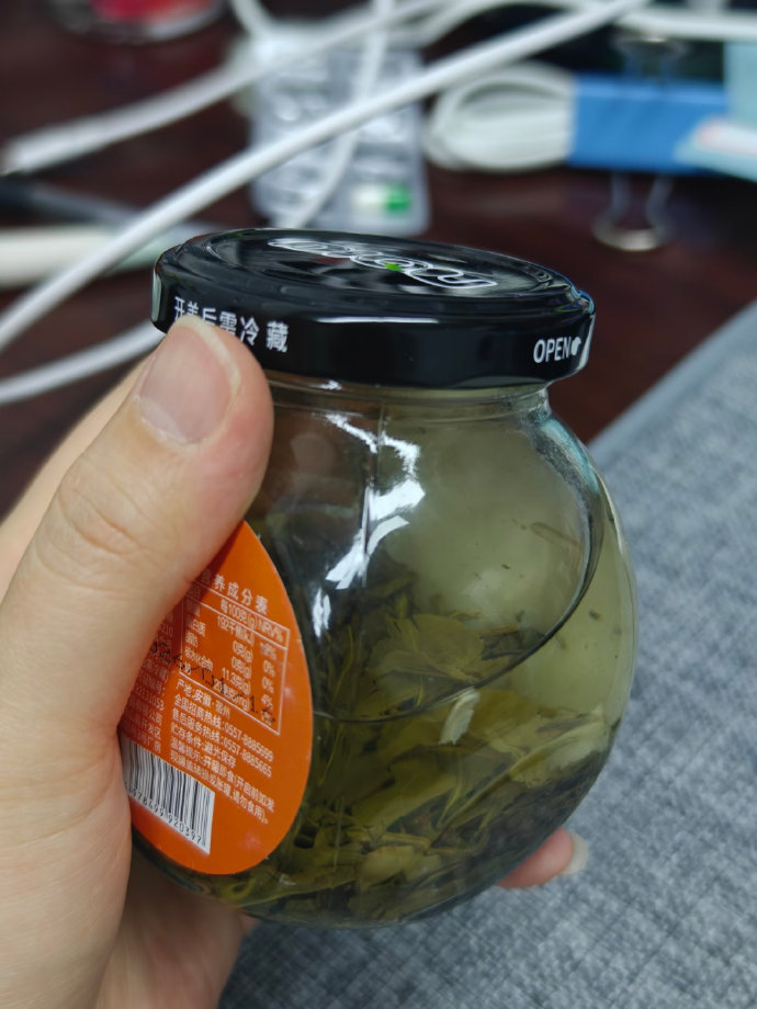 打工人有自己的水杯 