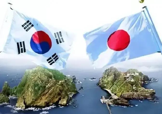 果不其然。

 
美国方面突然宣布了在二战结束后接管朝鲜半岛南部，开始把日本殖民