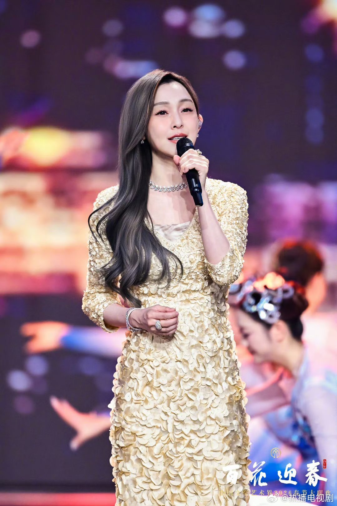 范玮琪如果的事时隔多年再听现场版，依旧心动不已。细腻的嗓音、稳稳的唱功，把一首歌