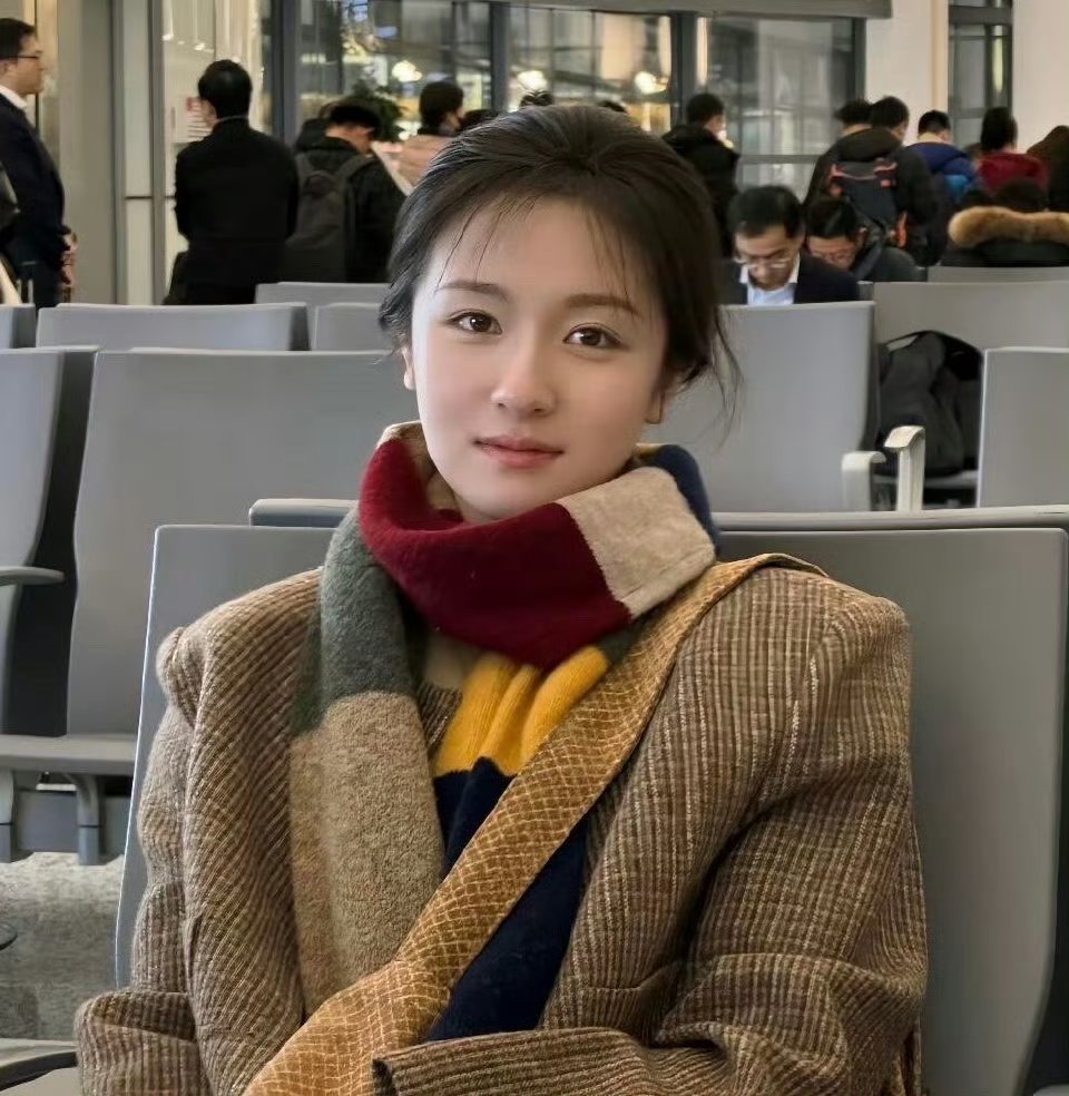 李兰迪 少女时期的生长痛终于结束了妥妥大花相！！！ ​​​