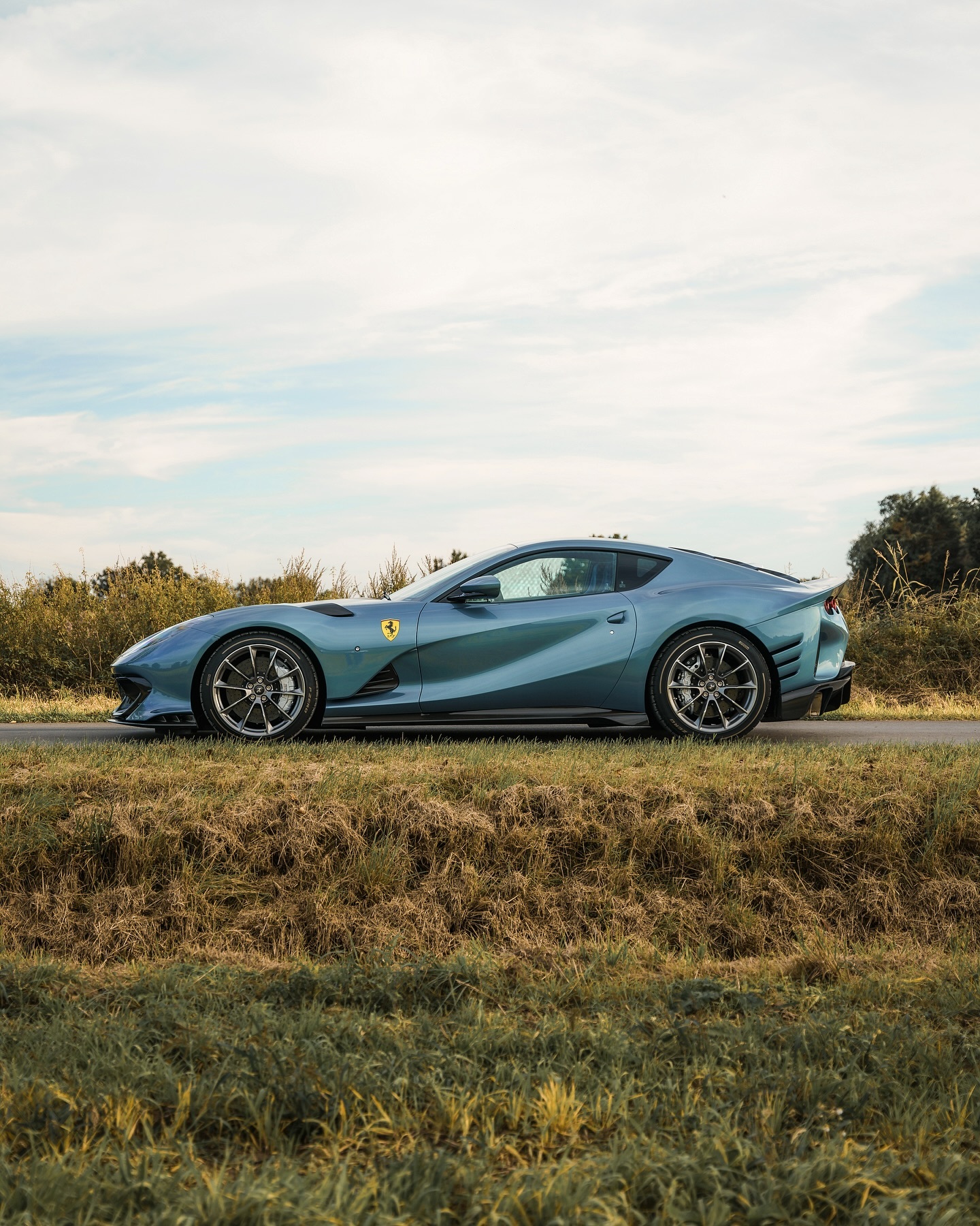 Ferrari 812 Competizione 