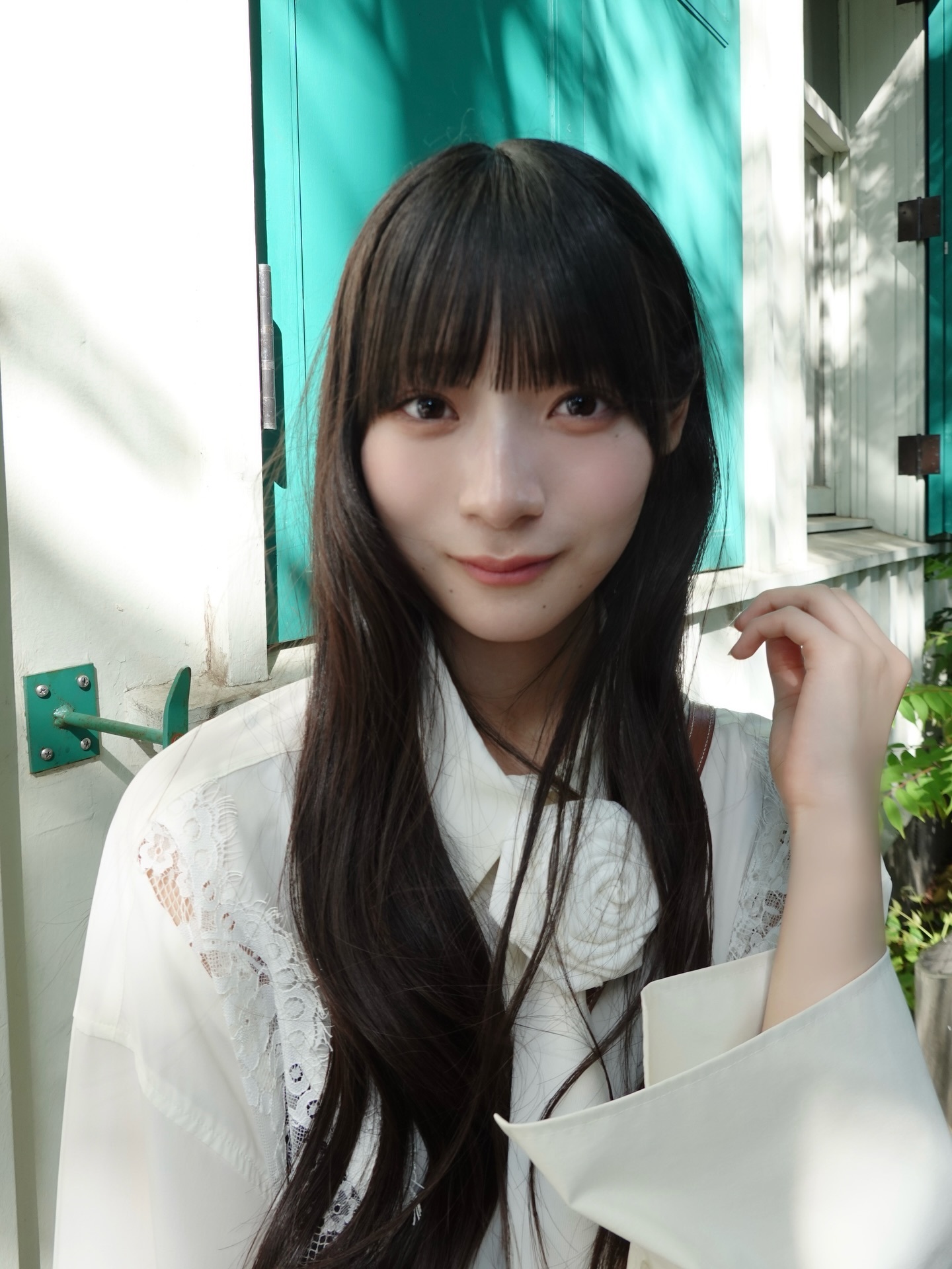 宮地すみれ🦥「薔薇園と˹泉京香は黙らない˼聖地巡礼📍」sumiregram