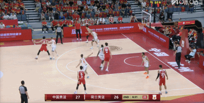 廖三宁全场都在接管这种接锅球……结果最后给人的印象反而是持球太久自己干拔，跟谁说