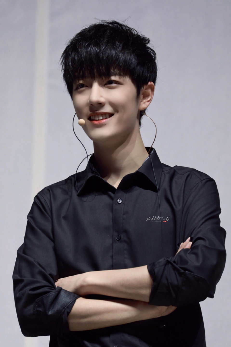 近朱者赤，近你者甜！超甜的战！ 青岛为肖战粉丝准备休息区📮肖战十日终焉未开机预