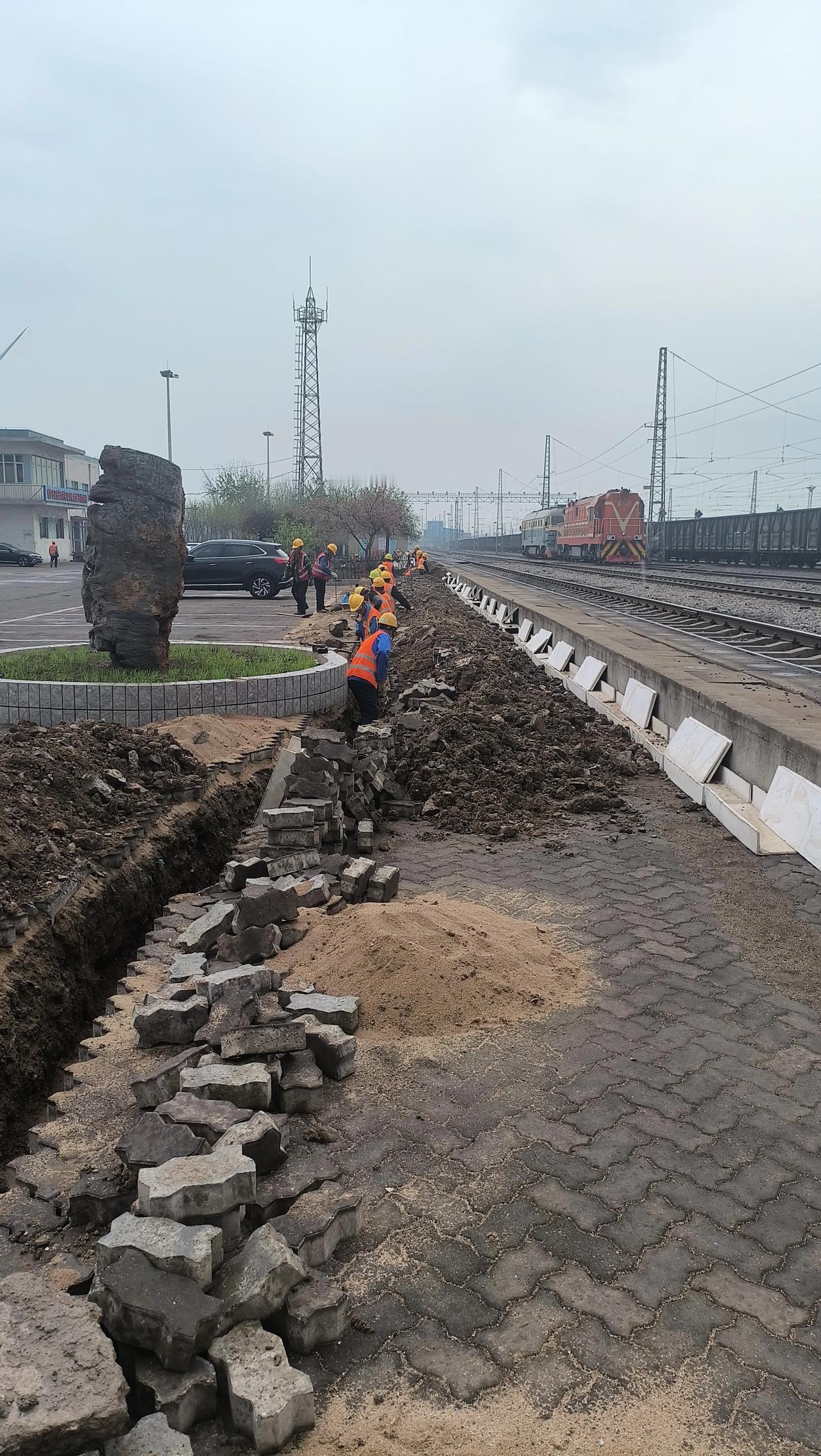 别再骗自己“读书无用”了！你今天偷的每一个懒，都是明天向生活低头的理由！我们拼尽