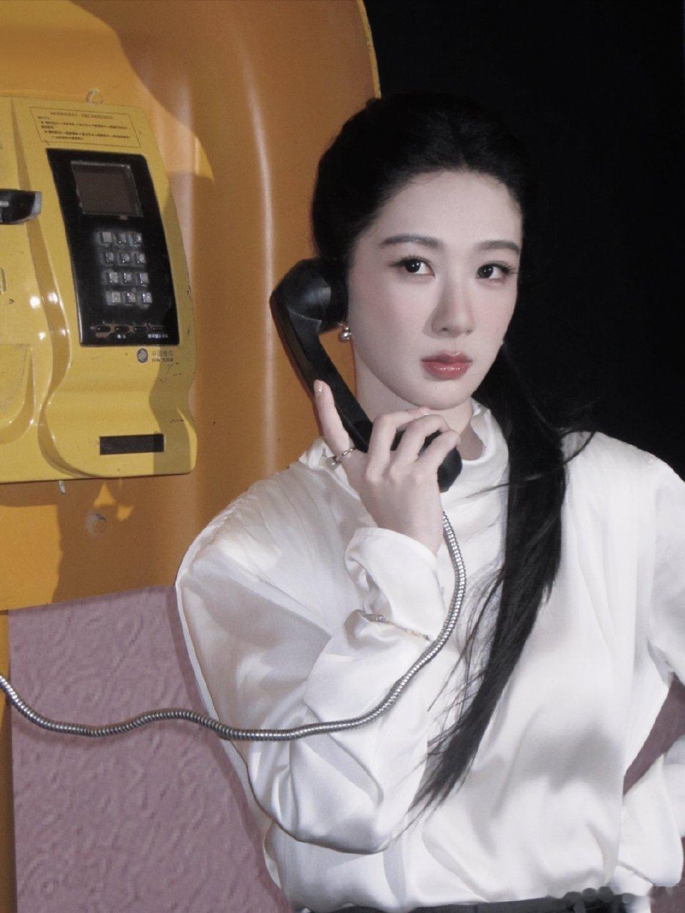 杨紫  yz杨紫李祯yz杨紫家业看到你的自动回复我好像又无话可说了.【杨紫李祯｜