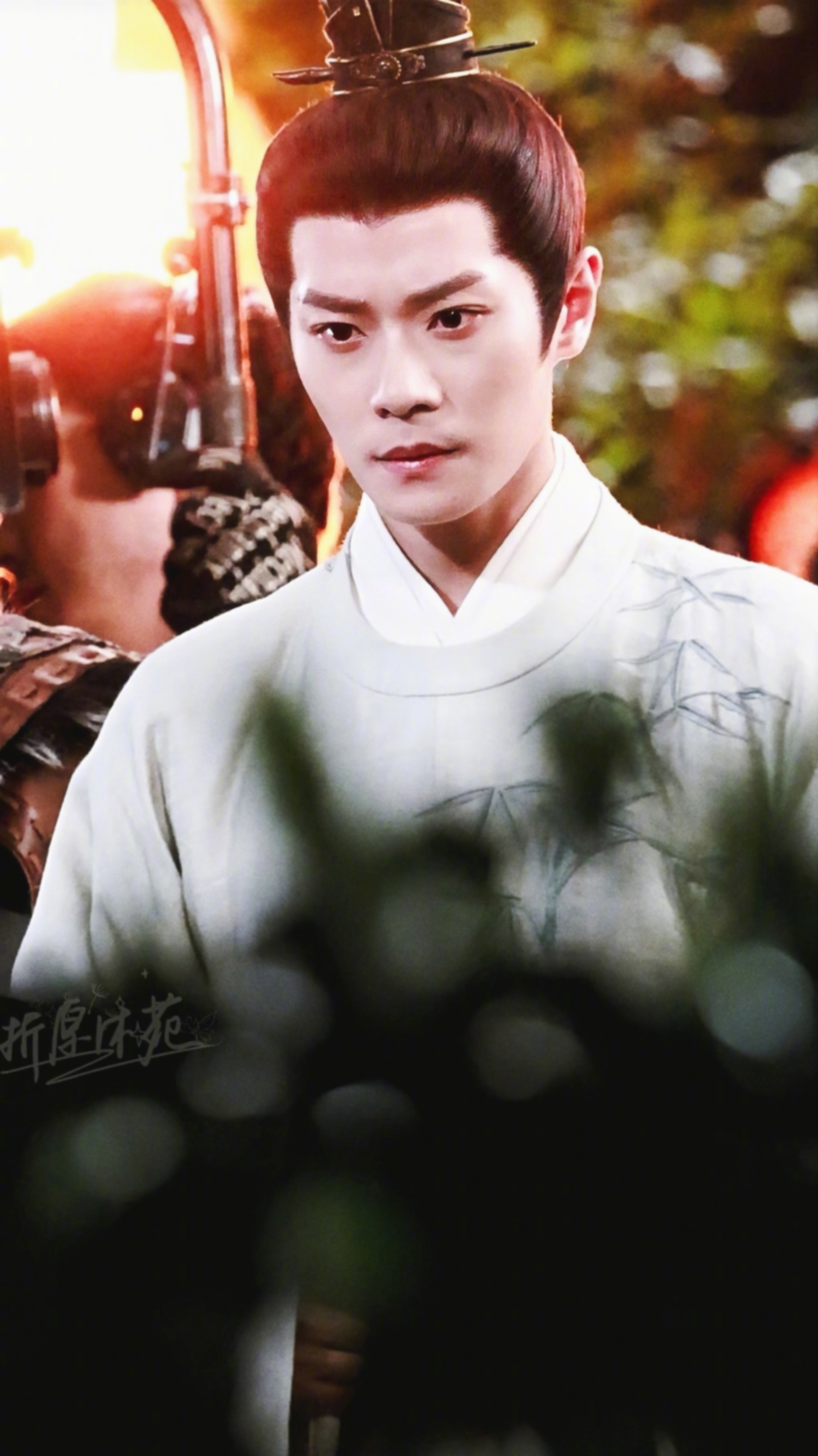 何不同舟渡 曹骏演的状元郎宋牧川路透里气质干净周正，完全是温润世家公子的感觉 