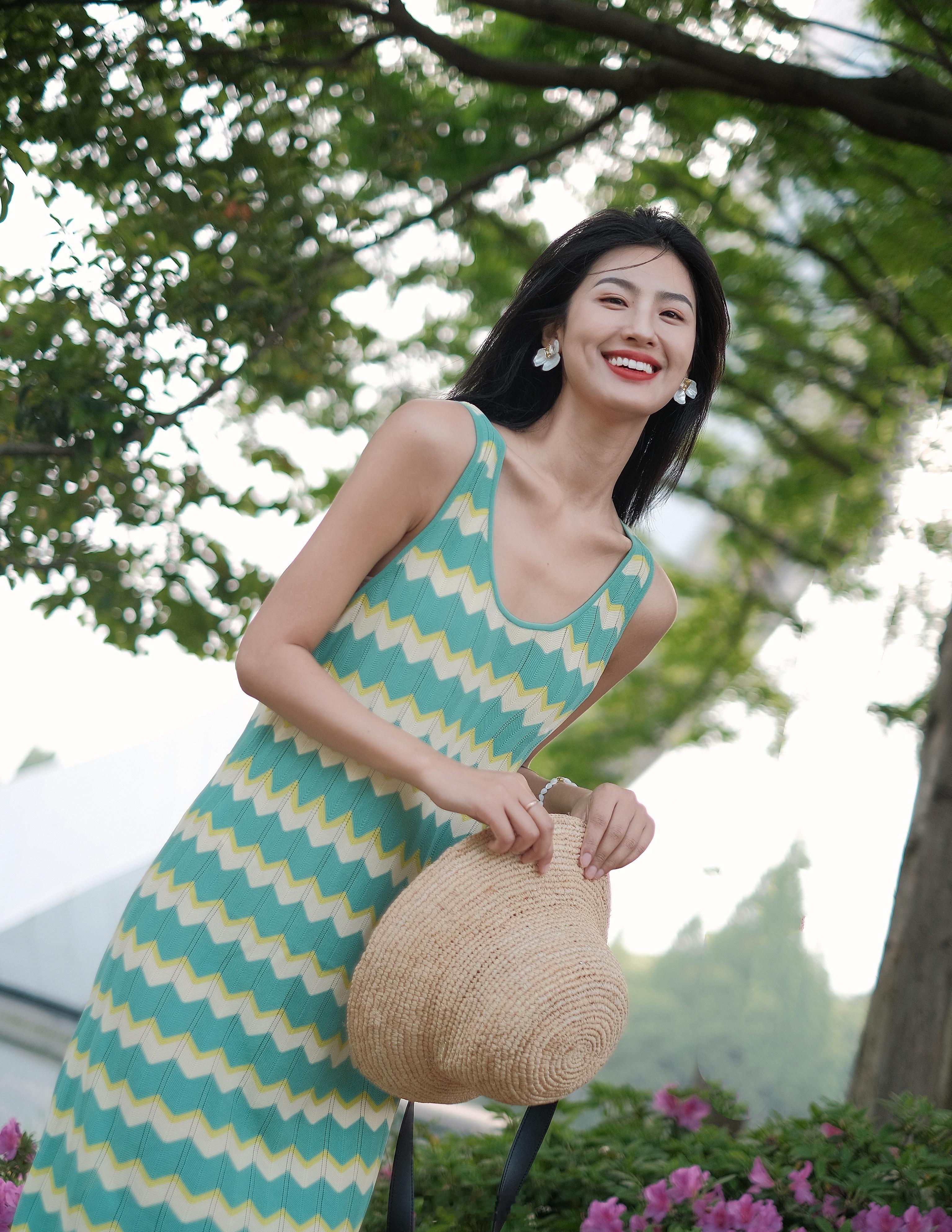 绿绿的女孩 ​​​