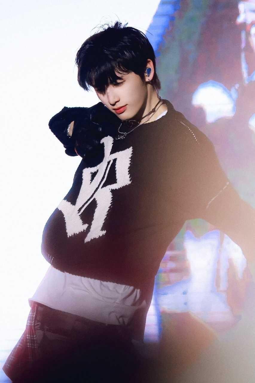 韩东旼0810生日快乐𝗛𝗔𝗣𝗣𝗬 𝗧𝗔𝗘𝗦𝗔𝗡 𝗗𝗔?
