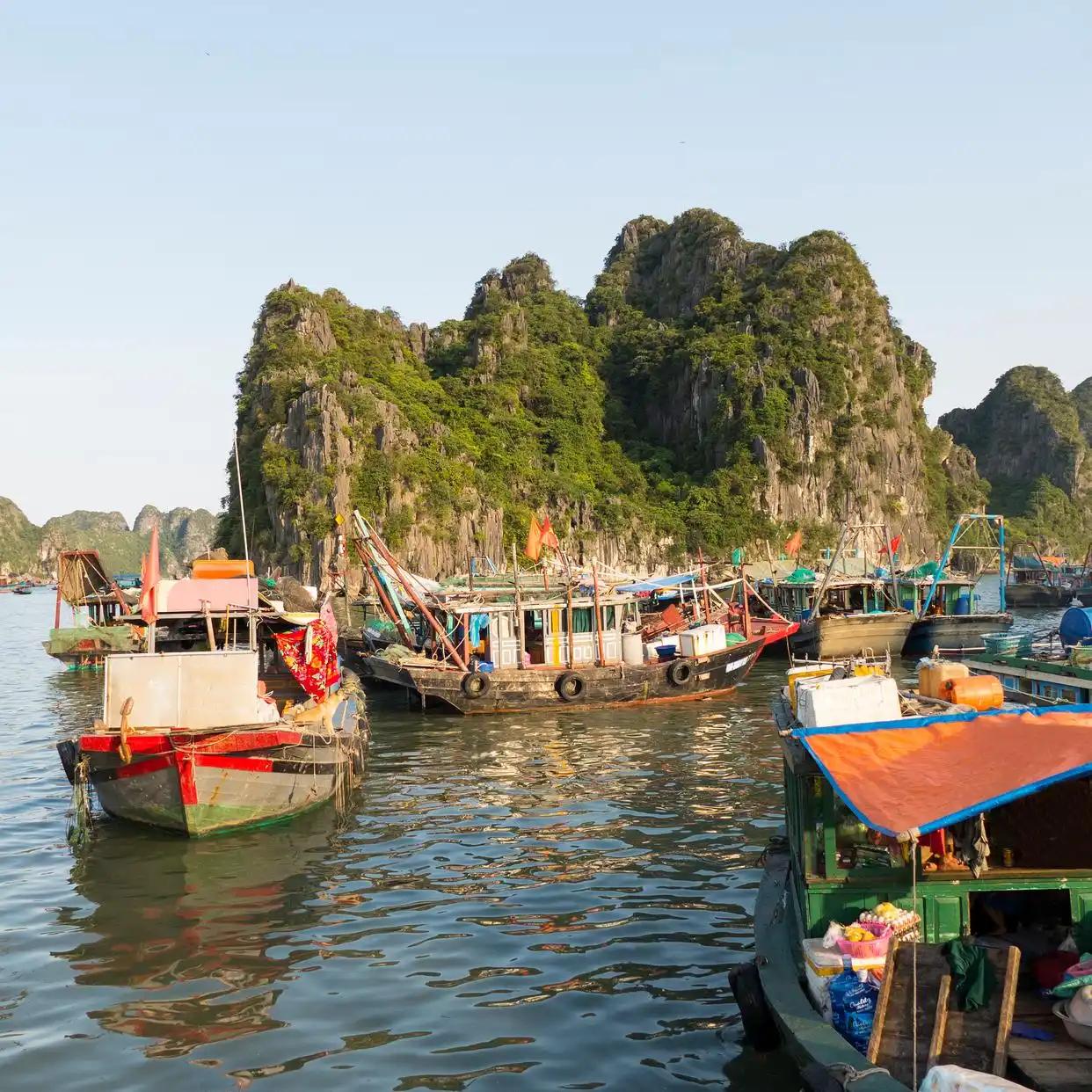 基辛格好意提醒中国，有三个国家是白眼狼，忘恩负义帮不得！
基辛格对于国际问题深有
