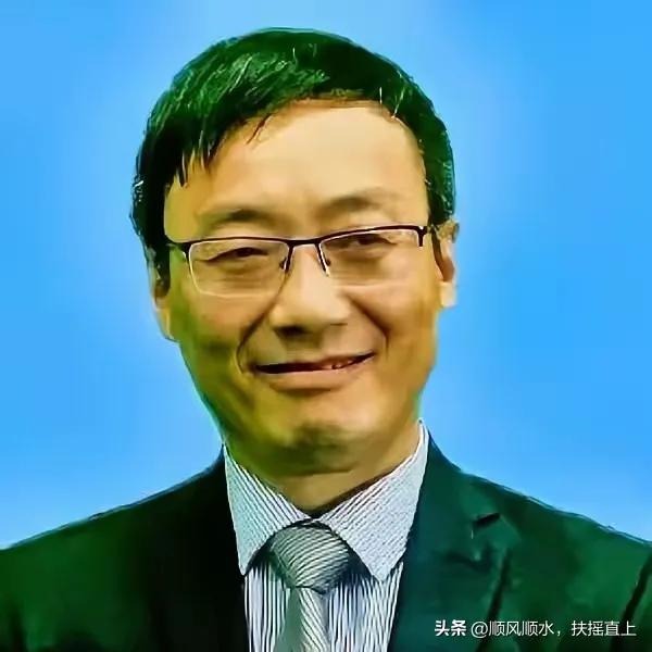 一句硬话炸醒全网！汤家凤戳破最大谎言：中国，绝不做移民国家！
 
六月二十六日，