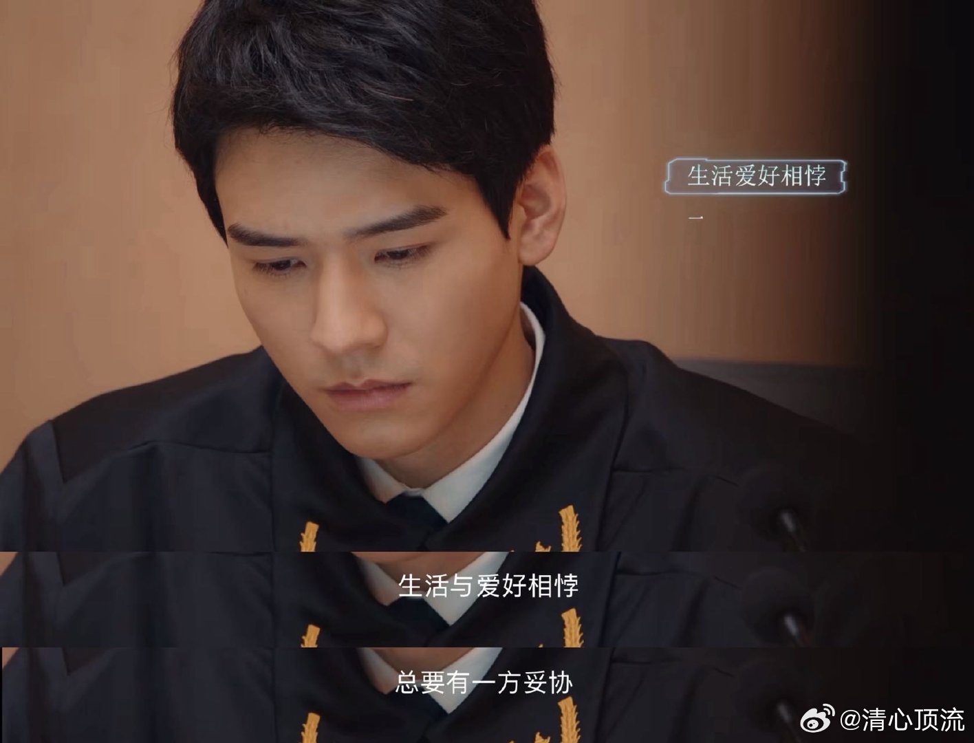 龚俊回应沈谢秩被停职龚俊回应沈谢秩停职的这波操作太圈粉了，既维护了角色的正义感，