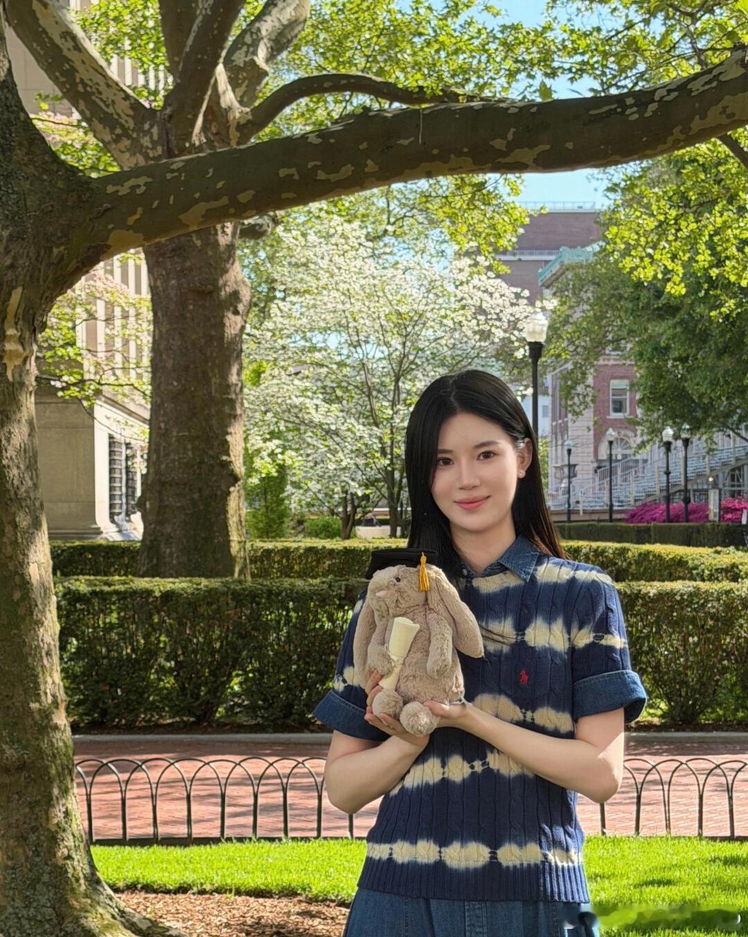 王添艺：🎓🐰☀️天气好 阳光好 一切都好 毕业季 