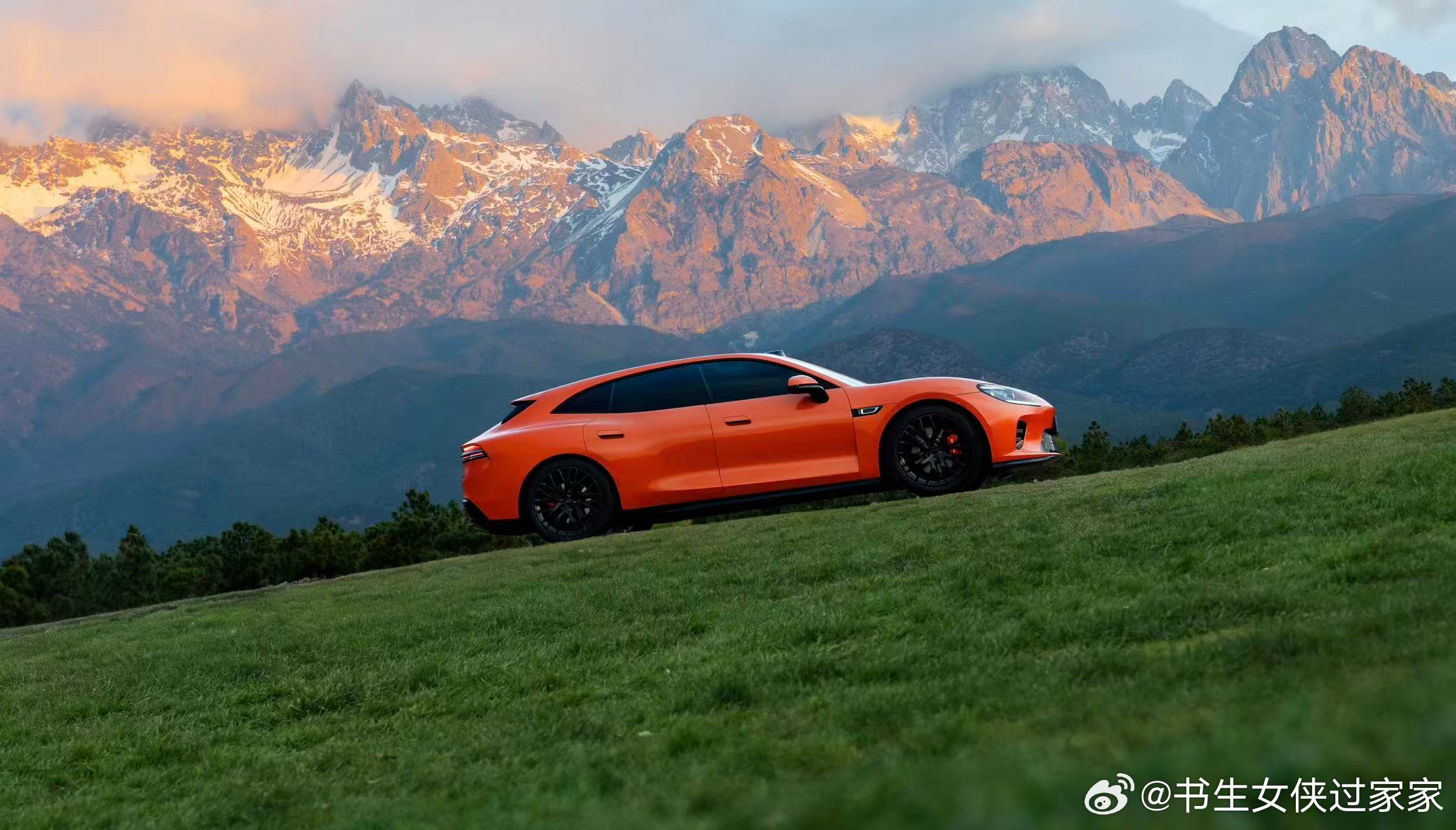 这也太好看了吧？被狠狠种草了啊！和启境GT7拍洱海大片启境GT7实车亮相启境GT