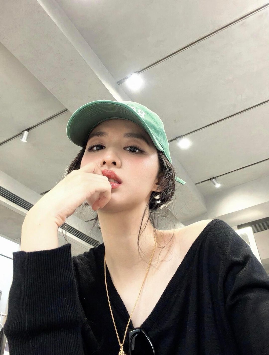 王楚然[超话] wcr王楚然浮生wcr 王楚然娑椤“晴空万里阳光暖，你笑眼弯弯，