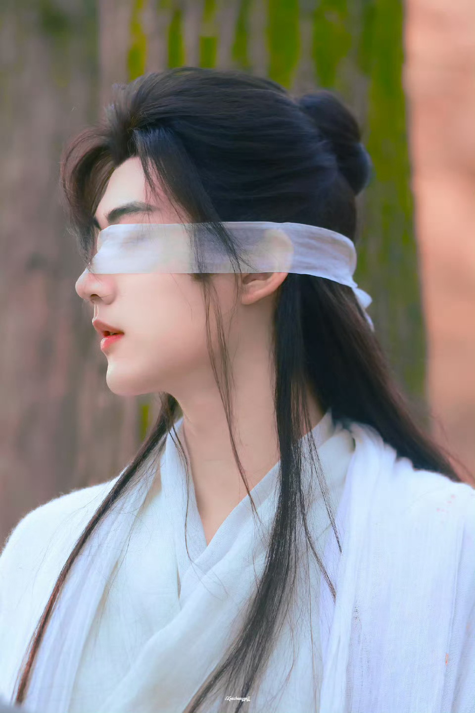 我家爱豆说啥了 “人生有的时候只需要20秒钟毫无理智的勇气。”         