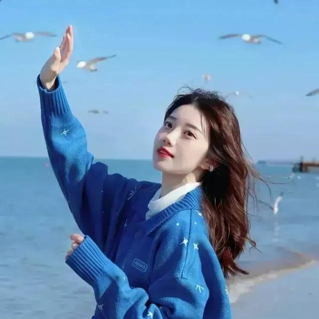 海边的少女，自由飞翔的翅膀，追逐梦想的脚步。