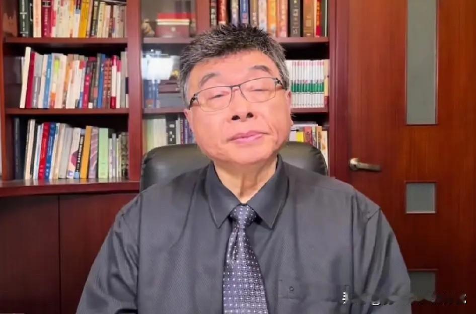 邱毅教授的一句话让我很感动，大意是说，趁现在还有我们老的在，还能为统一努力，越早