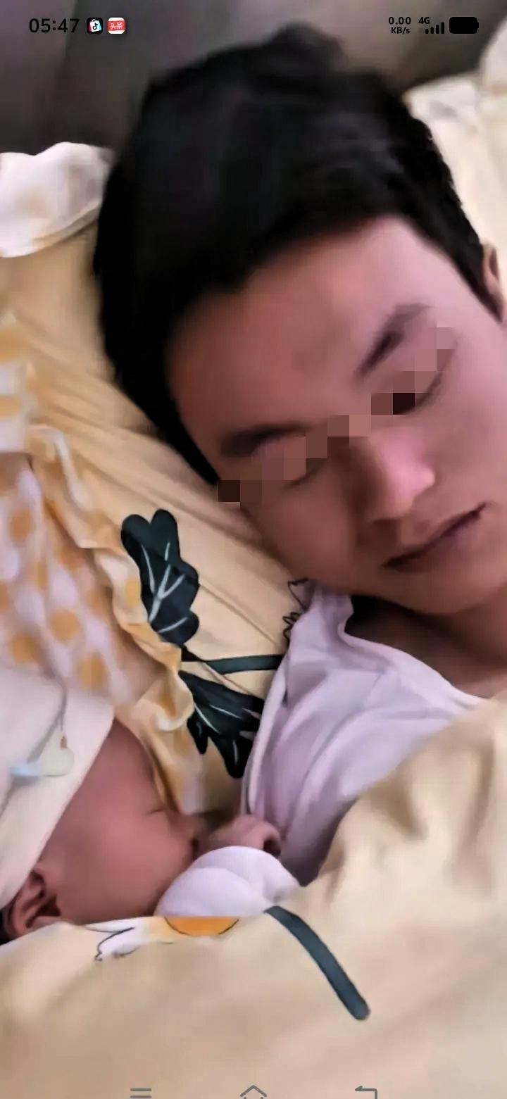 痛心！丈夫出车祸生命奄奄奄一息，怀孕还不够月的妻子，为了让宝宝见丈夫最后一面，不