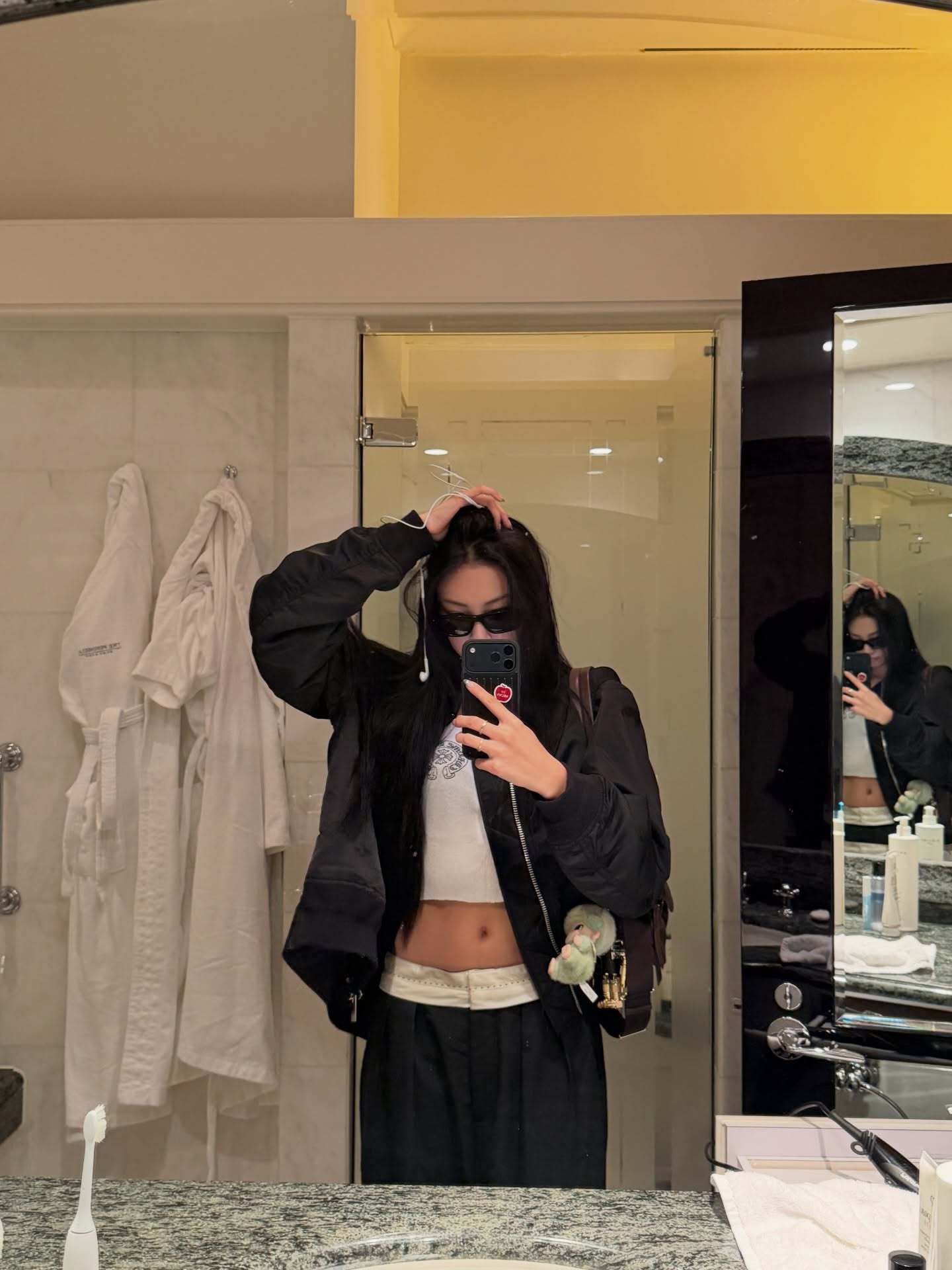 Gawon 【251203】 ig更新台下的你依旧闪耀。 