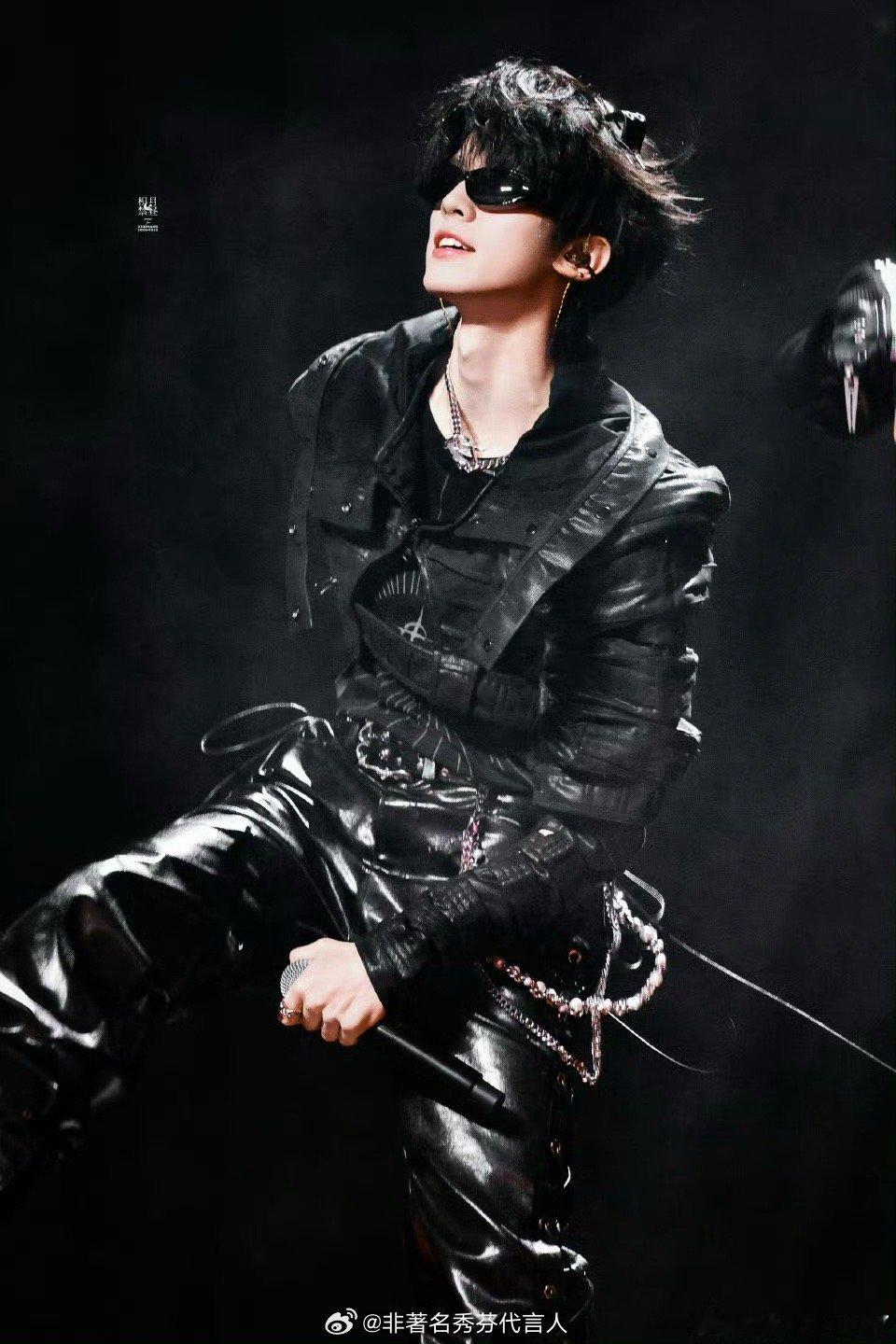 左航时代峰峻饕餮系爱豆四十个饺子？？！左航也是易瘦体质吧