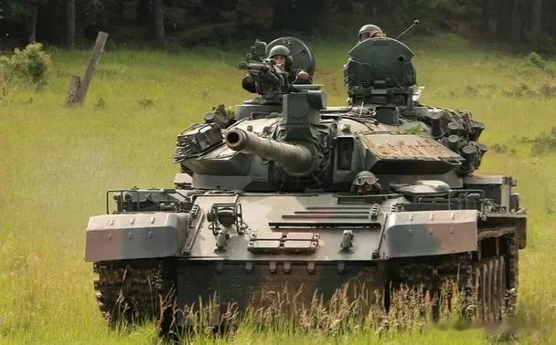 不管布加勒斯特是否有意把手里的TR85m1坦克送往基辅前线，从而间接报废这些旧式