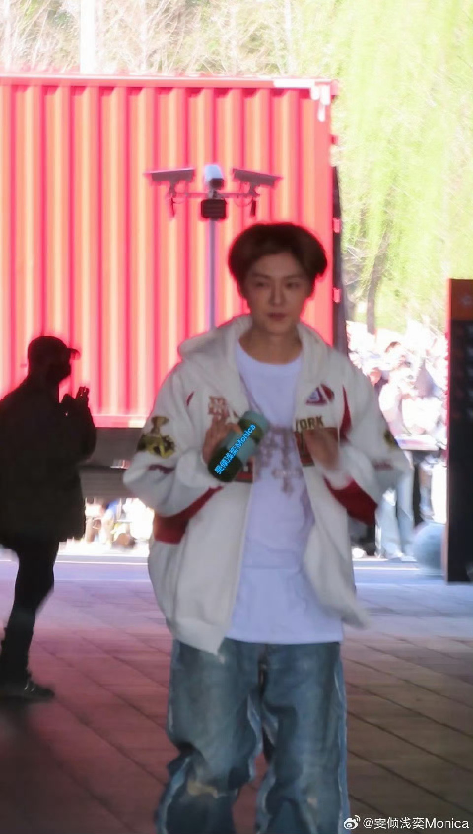 鹿晗这扑面而来的青春气息啊啊啊 