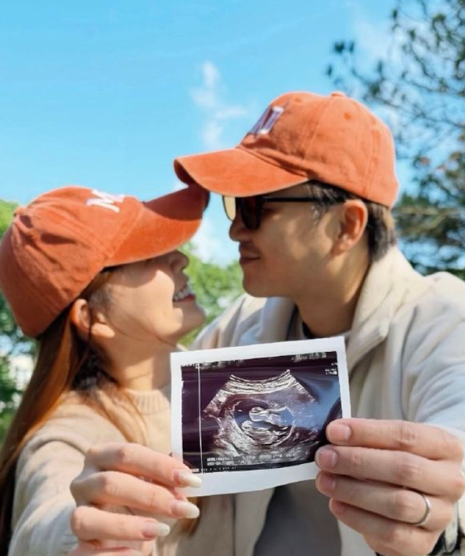 张书伟当爸Energy张书伟得子 据台媒，宣布和结婚2年的演员老婆谢京颖即将在明