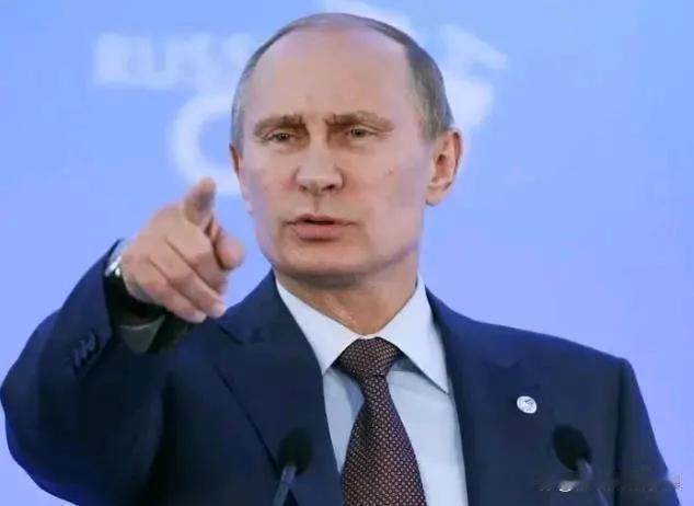 面对气势汹汹的美国和英国支持下的乌克兰的泽连斯基蠢蠢欲动的秋季攻势，俄罗斯有一着