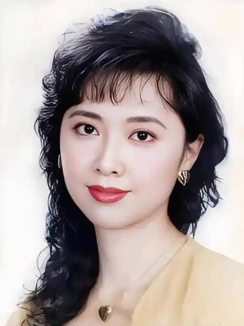 原来朱琳竟不是女儿国国王第一人选，导演杨洁为此遗憾一生。

1986年，电视剧《