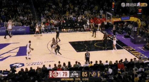 杜兰特就算再拿2个总冠军也进不了历史前十的地位了。你就问问哪个历史前十会怕被包夹