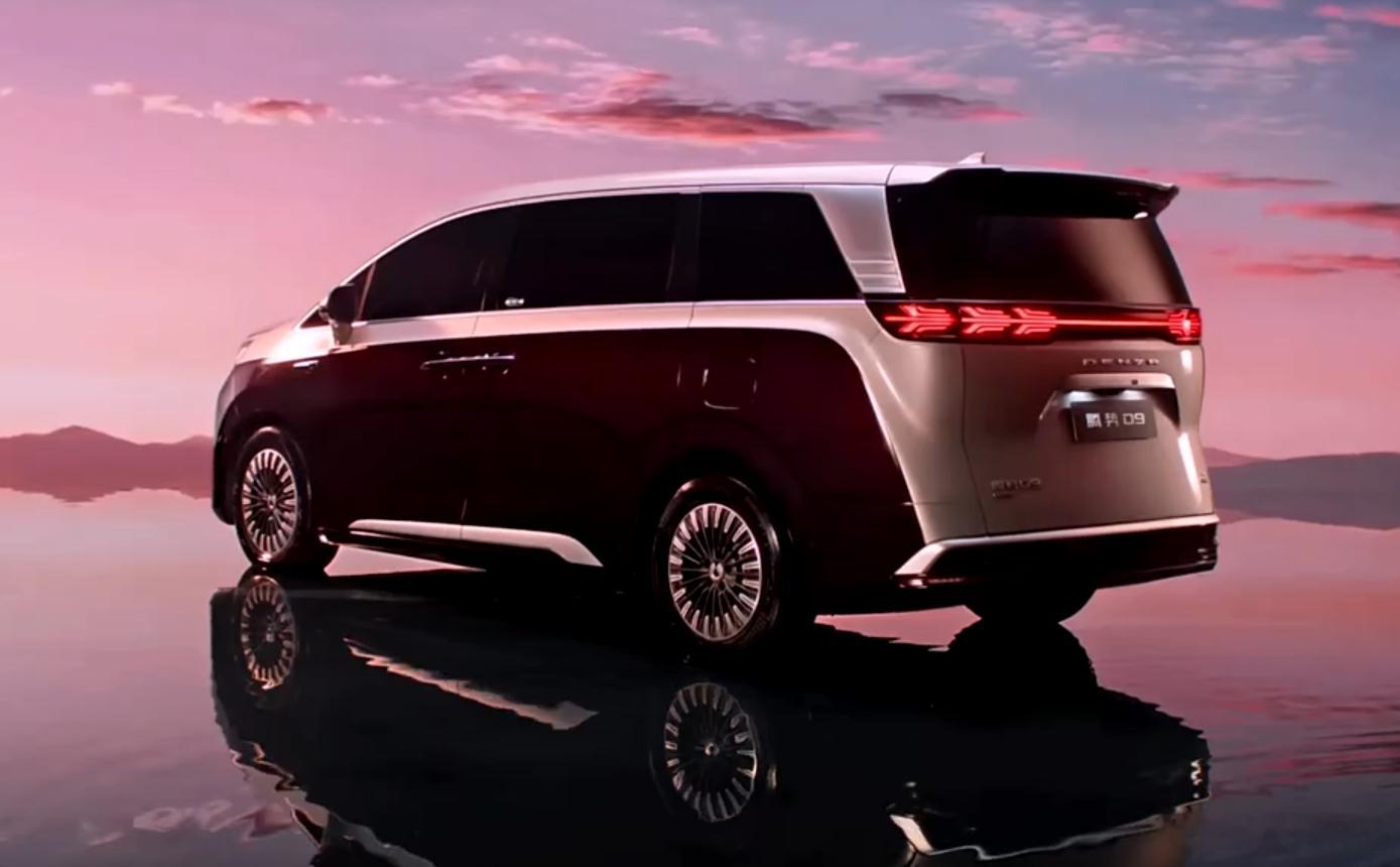 该说不说，这个我是真想要，第二代腾势D9 不愧是科技豪华旗舰MPV，内饰是真豪华