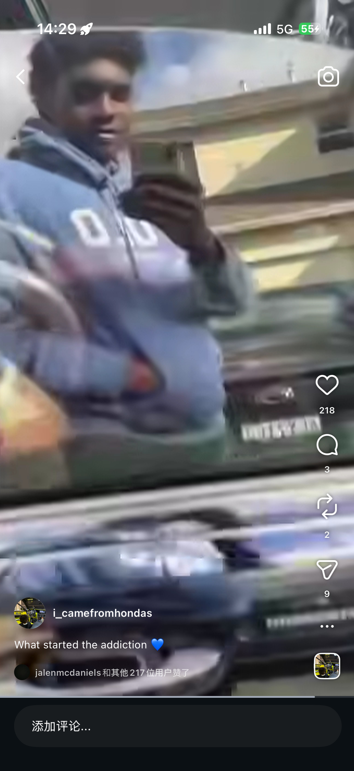 太细丝鼻孔了吧看这个发型难道是把高中/刚进联盟时候的视频放出来了？！ 
