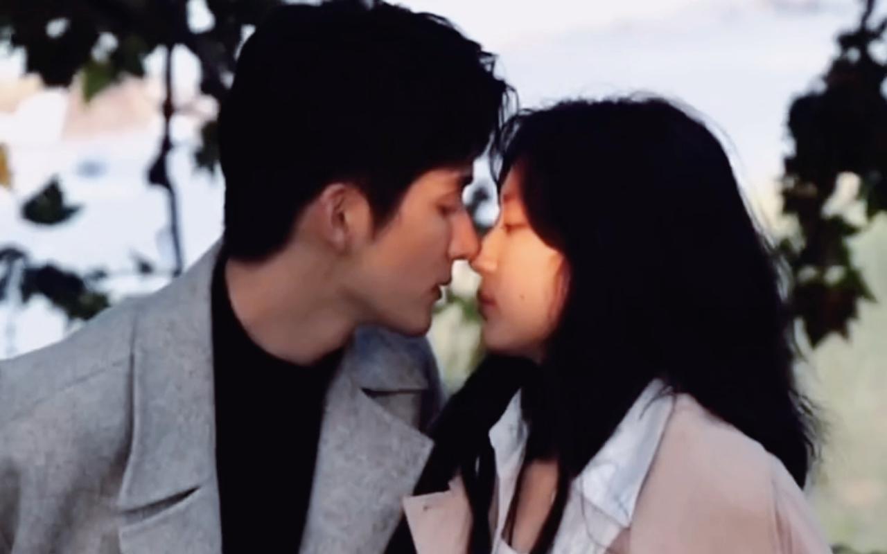 导演季竹青看到五一上映电影的票房后，泪流满面，她在与命运死磕多年后，终于以这样的