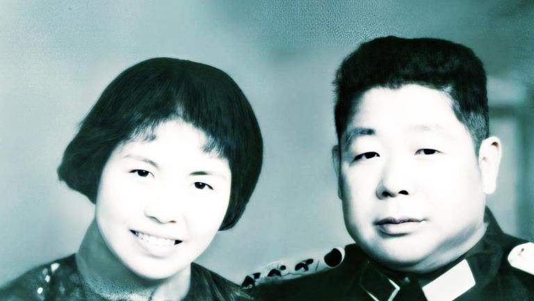 1949年，陈赓在上海见到了小姨子，多年不见，小姨子出落的亭亭玉立，已长成了大美