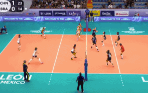 中国女排第2局25-17再胜巴西，2-0领先
北京时间8月26日，U21女排世锦