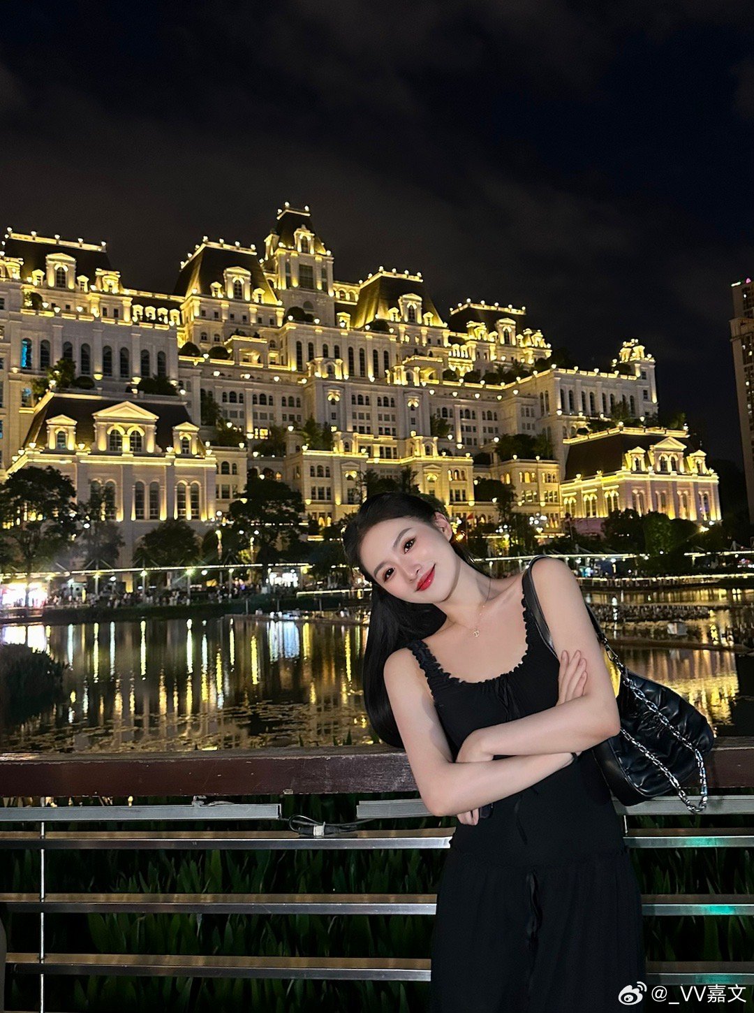 折耳根的城市爽爽的[吃瓜]  ​​​