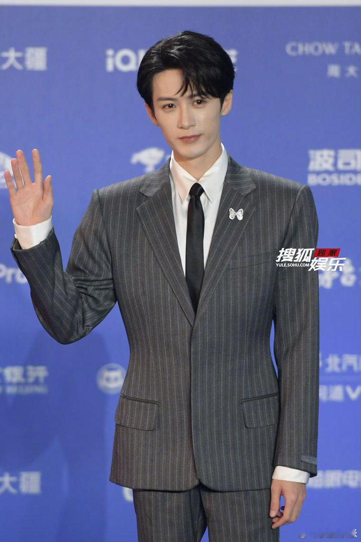 檀健次北影节红毯媒体生图～状态好绝