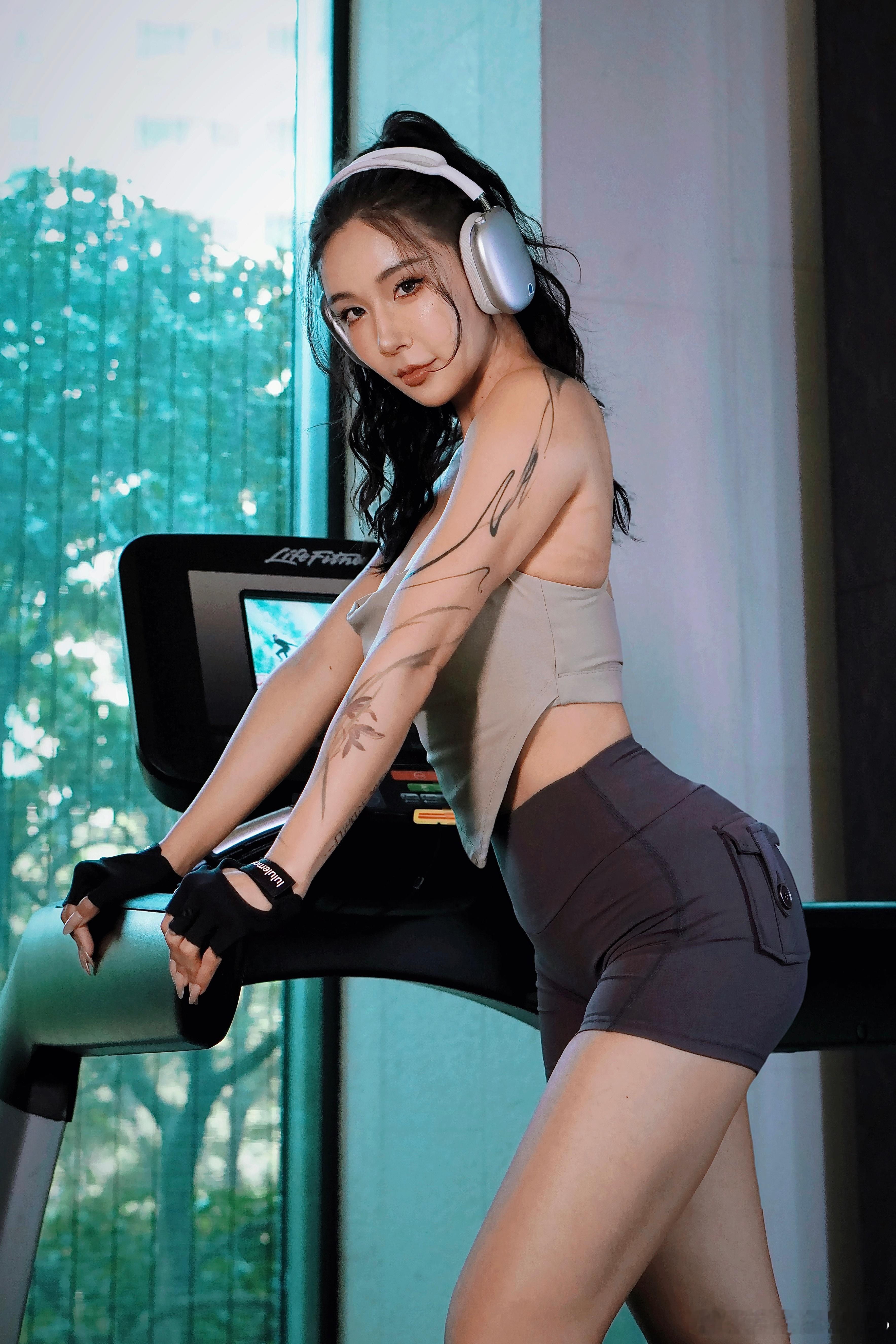 肌肉掉的有点多，但还是想发组运动照[doge] 
