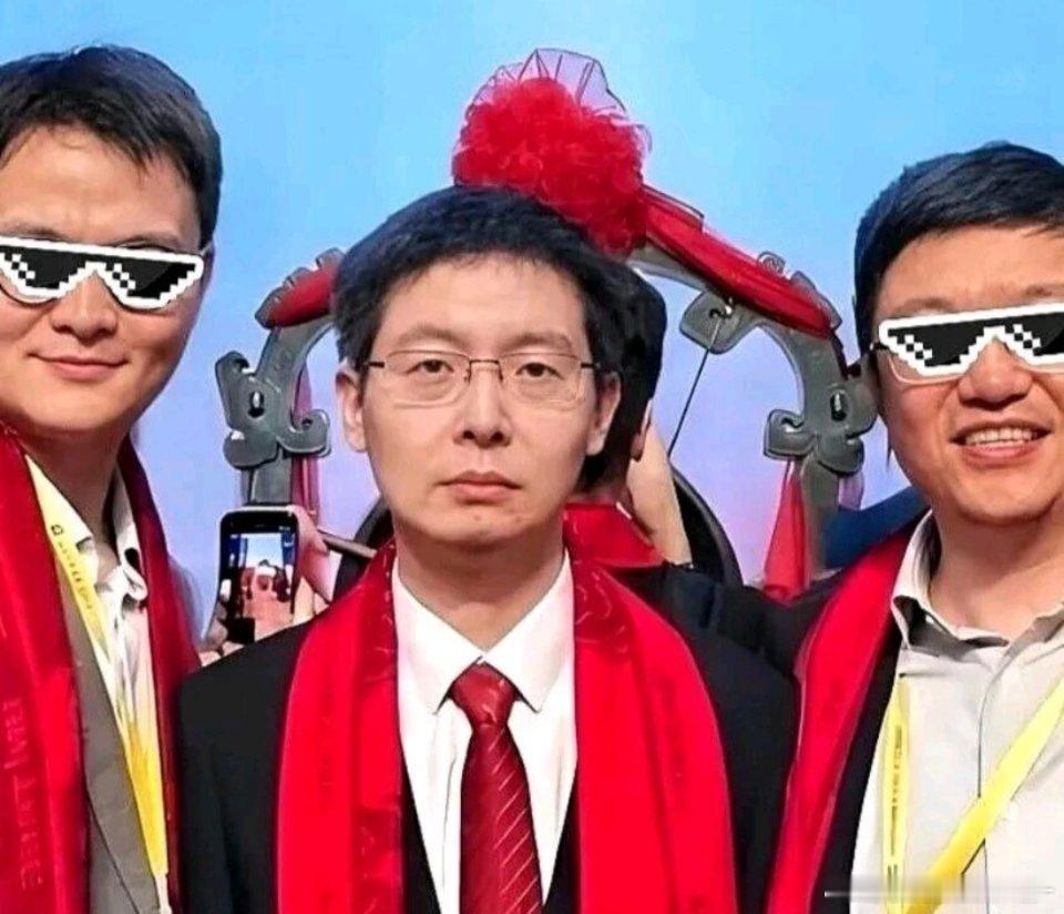 兴兴今天应该高兴了吧[摊手][摊手][摊手][摊手] ​​​