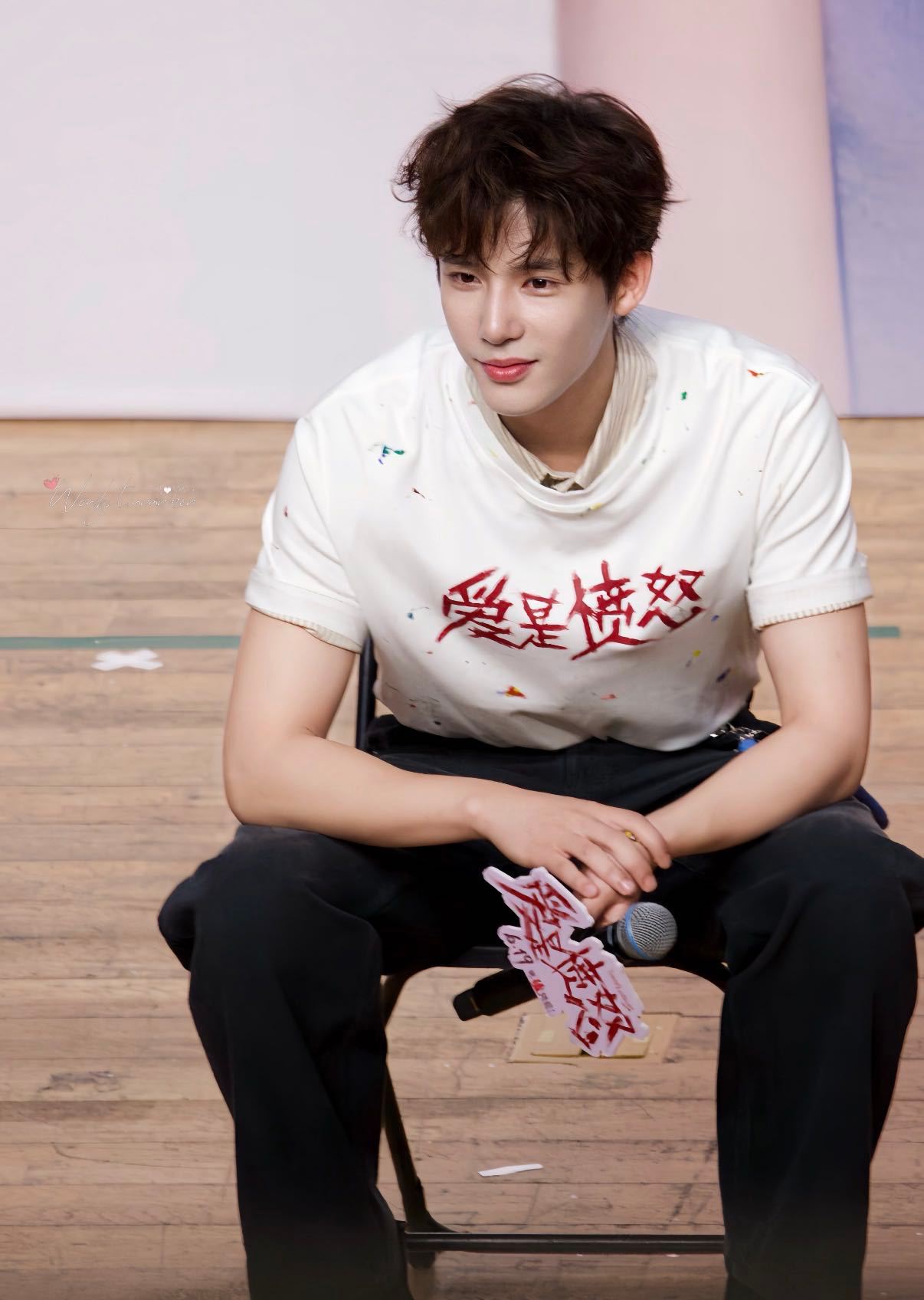 王安宇口条  路演现场被连环追问，他不慌不忙拆解刘浩内心。不是背好的答案，是真把