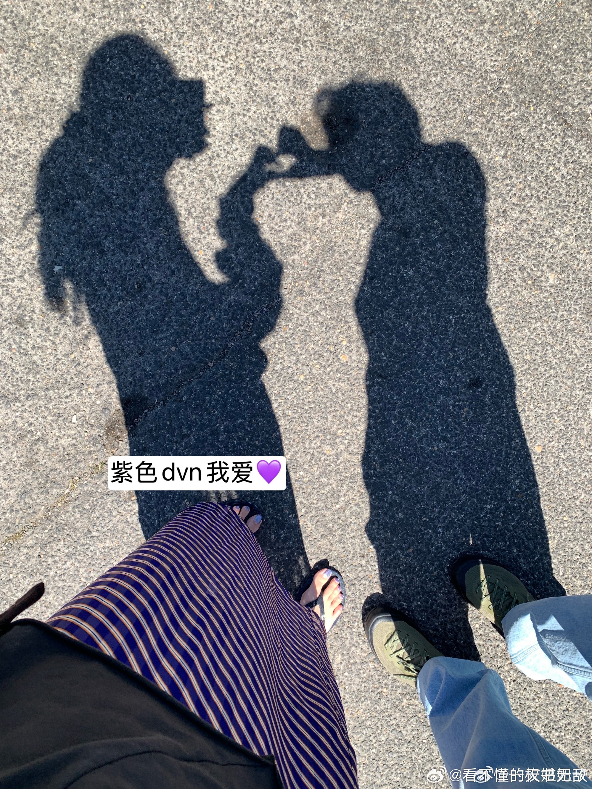 能够一直过自己可控 主导的人生，本就是幸福 且有能让自己幸福的能力 